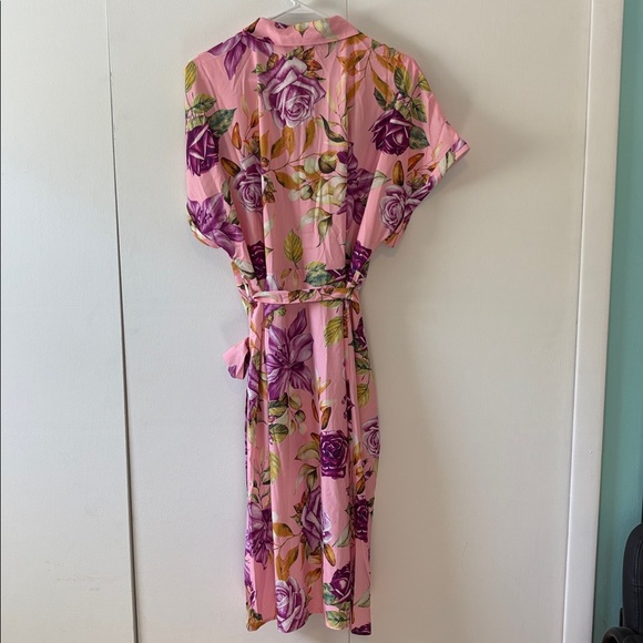 Soul of Curves Floral Pink‎ Button-Up Dress - Picture 5 of 8